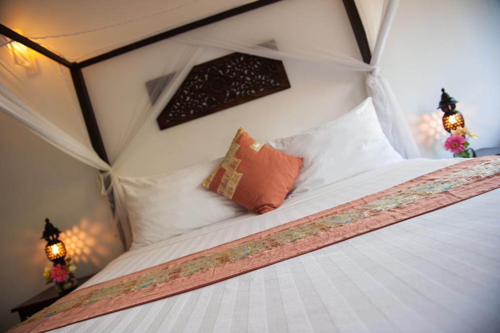 The Willow Boutique Hotel Phnom Penh Bagian luar foto