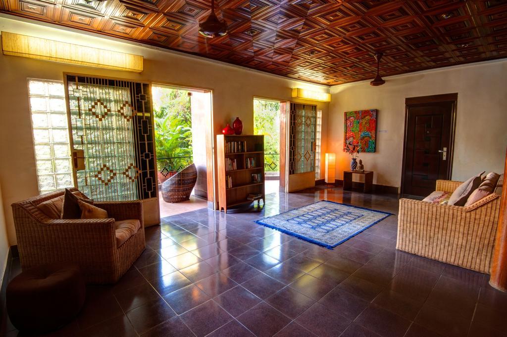 The Willow Boutique Hotel Phnom Penh Bagian luar foto