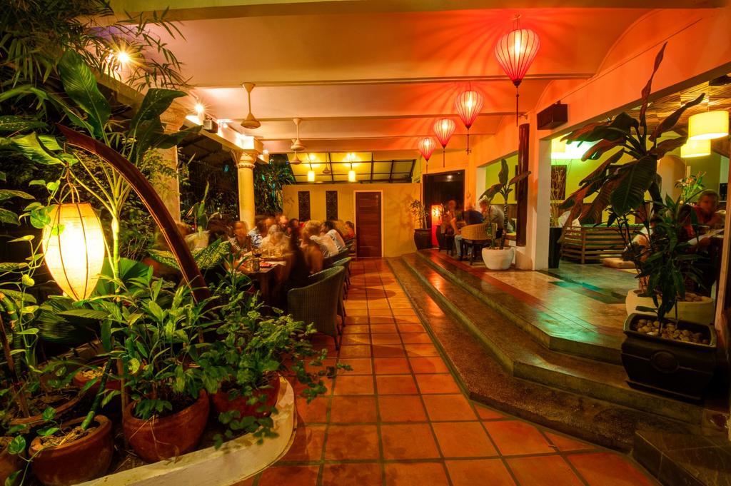 The Willow Boutique Hotel Phnom Penh Bagian luar foto