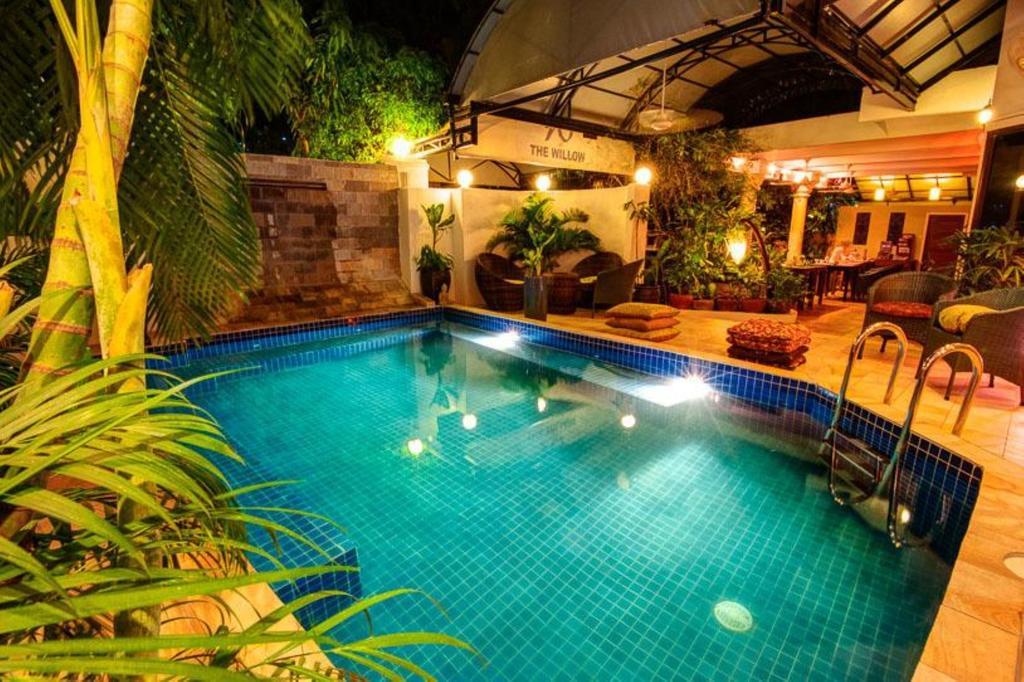 The Willow Boutique Hotel Phnom Penh Bagian luar foto