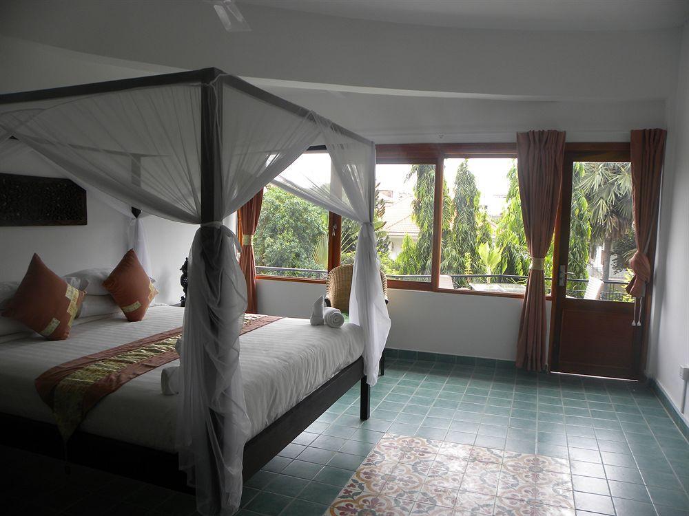 The Willow Boutique Hotel Phnom Penh Bagian luar foto